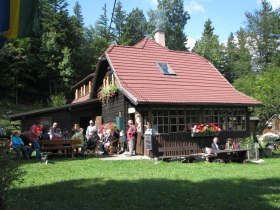 Turmsteighütte (Copyright: Naturpark Hohe Wand, Foto Privat), © Wiener Alpen in Niederösterreich