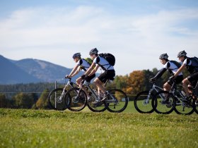 Mountainbiken im Tal, © ©mountainbikeguides.com