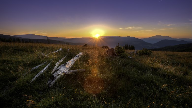 Západ slnka na Steyersberger Schwaig, © Wiener Alpen/Christian Kremsl