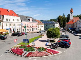 Hauptplatz Aspang, © Wiener Alpen in Niederösterreich - Bad Schönau