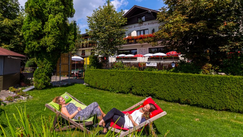 relaxing after the hiking tour, © Wiener Alpen, Christian Kremsl