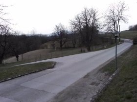 Felbring Richtung Kirchenstraße, © Wiener Alpen in Niederösterreich - Schneeberg Hohe Wand