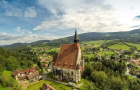 Die Wolfgangskirche in Kirchberg am Wechsel, © © Wiener Alpen in NÖ Tourismus GmbH, Foto: Franz Zwickl