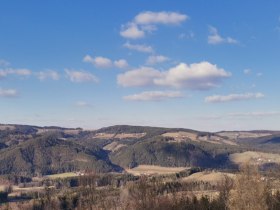 Aussicht vom Sonnenplatz´l Richtung Wexlarena, © Wiener Alpen in Niederösterreich