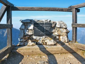 Ehrentafel für die Wirtin des Otto-Schutzhauses, © ÖTK