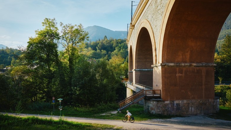 Schwarzatal-Radroute, © Wiener Alpen/Philipp Schönauer