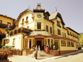 Alpen-Aktiv-Landgasthof Zur Schubertlinde (Copyright: Franz Zwickl), © Wiener Alpen in Niederösterreich