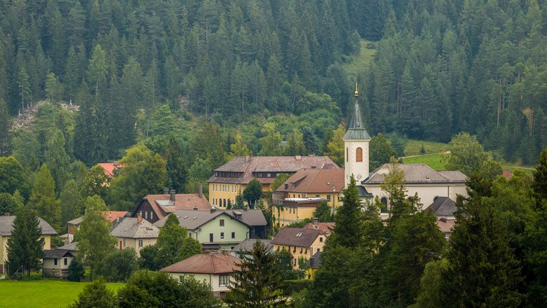 Blick auf Rohr im Gebirge, © Wiener Alpen, Christian Kremsl