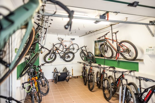 Bikeverleih und Reparatur beim Radpartner Niederösterreich , © Wiener Alpen/Fülöp