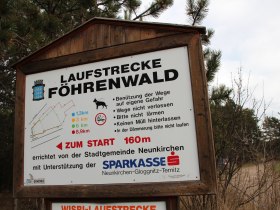 Laufstrecke Föhrenwald Hinweistafel, © Wiener Alpen in Niederösterreich - Semmering Rax