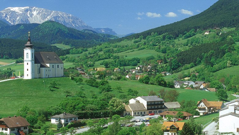 Der Landgasthof Jautschnig an der Wallfahrtskirche Maria Kirchbüchl, © Gasthaus Jautschnig