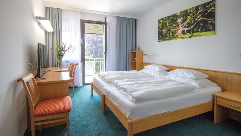 Zimmer im Parkhotel Hirschwang, © Friedl & Partner