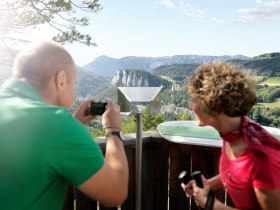 Aussicht vom Blickplatz 20-Schilling-Blick, © © Wiener Alpen in NÖ Tourismus GmbH, Foto: Florian Lierzer