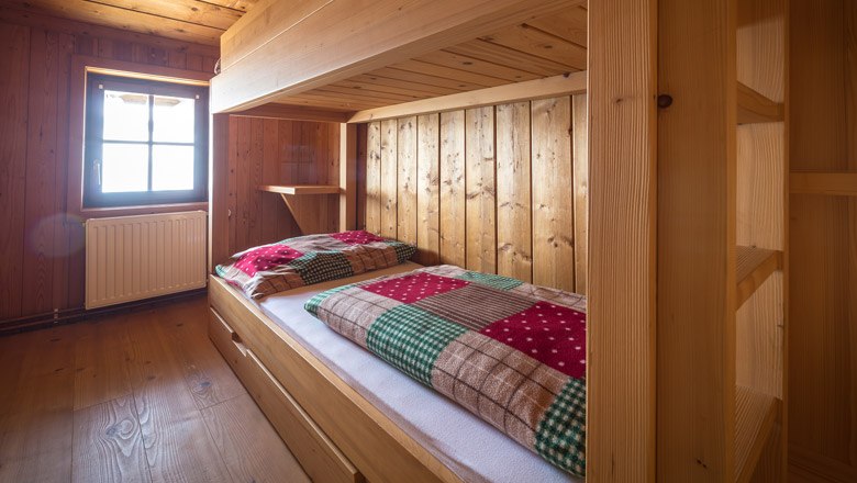 Erholsamer Schlaf in neu renovierten Zimmern, © Wiener Alpen, Christian Kremsl
