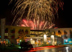 Linsberg Asia - Das wunderschöne Feuerwerk läutet das Neue Jahr ein., © Linsberg Asia