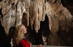 Hermannshöhle Spitzenvorhang, © Hermannshöhlenverein