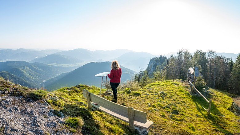 Der Blickplatz bei der Gauermannhütte, © Wiener Alpen, Franz Zwickl