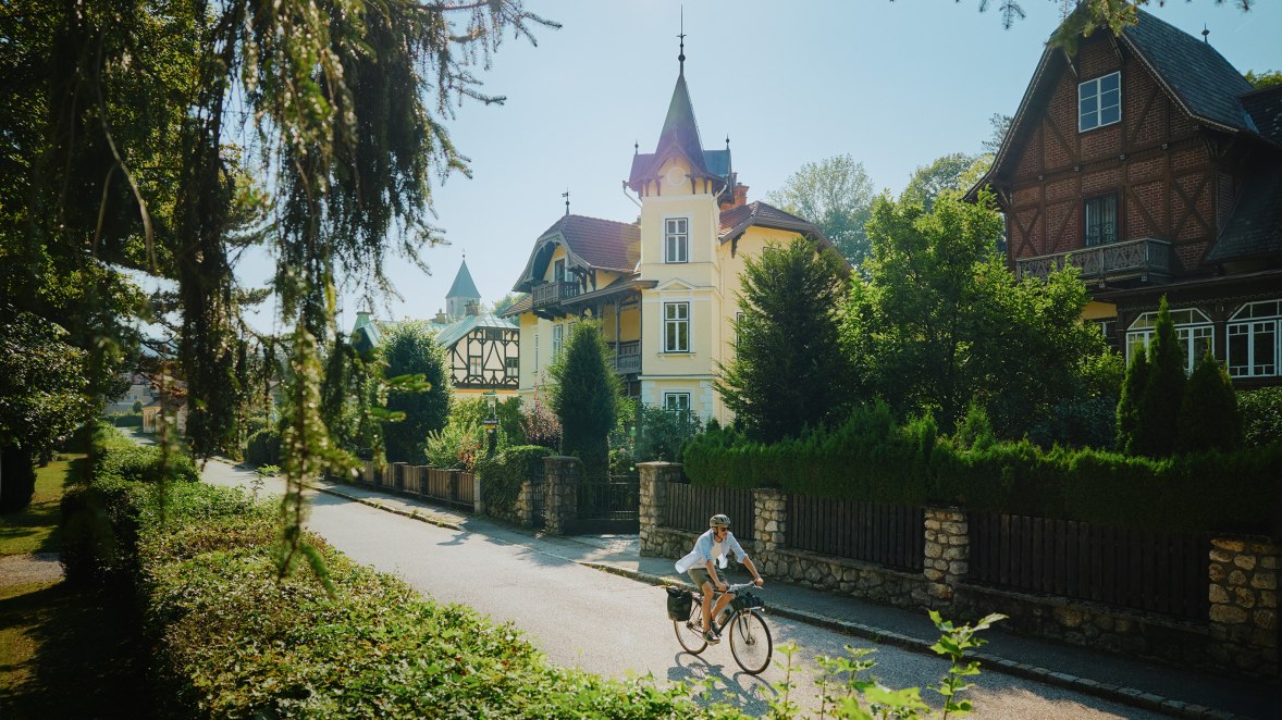 Schwarzatal-Radroute, © Wiener Alpen/Philipp Schönauer