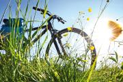 Radfahren in der Natur, © Petair - Fotolia.com