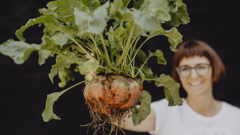 Vielfalt auch im eigener Kräuter-, Obst- und Gemüse-Garten, © Niederösterreich-Werbung/Sophie Menegaldo