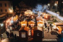 Advent im Bürgermeistergarten, © busyshutters