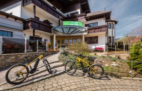 Vitalzeit Hotel Weber: Starting point for your bike tours, © Wiener Alpen, Christian Kremsl