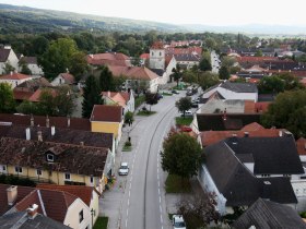 Hauptstraße Katzelsdorf, © ©Paul Draxler, CC BY 3.0