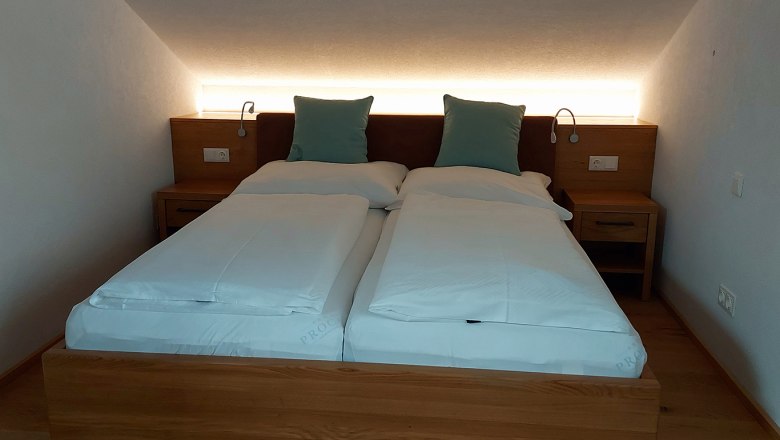 2. Doppelzimmer OG Doppelbett, © Bernadette Gierlinger