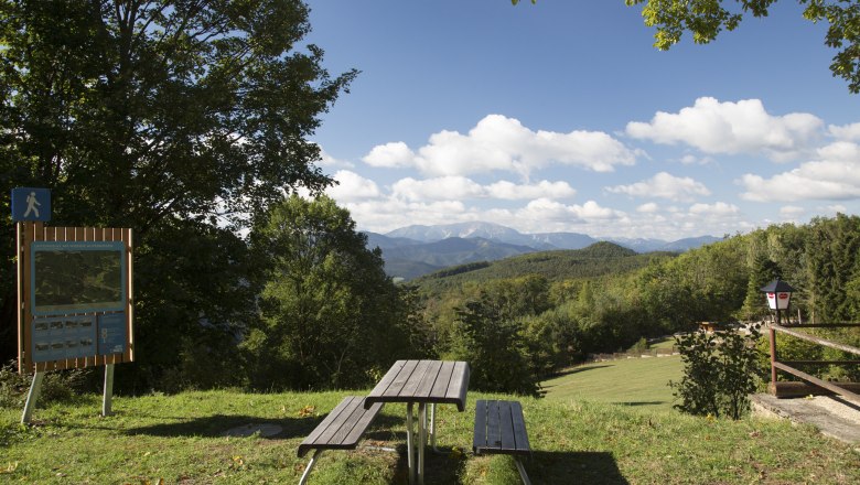 Wanderstartplatz Waxeneckhaus, © Wiener Alpen, Foto: Franz Zwickl